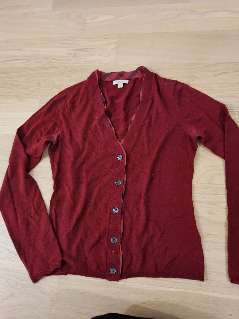 Burberry britt checked trim burgundy cardigan size medium